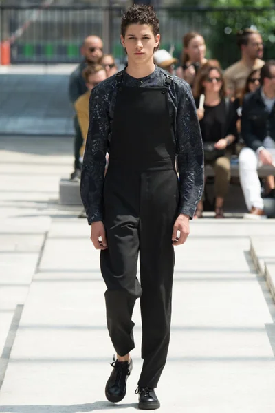 Look 33